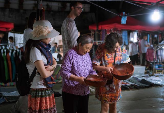 一朵：世界各国游人夜夜乐此不疲血拼pg电子模拟器免费试玩琅勃拉邦奇葩