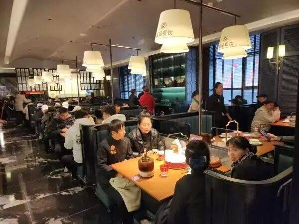 好吃·马上尝鲜品年味——双城年味餐桌指南pg电子免费模拟器南北通途 双城迎春!(图7) 好吃·马上尝鲜品年味——双城年味餐桌指南pg电子免费模拟器南北通途 双城迎春!(图7)